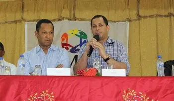 El Ministro de la Juventud sostiene encuentro con jóvenes del Sur
