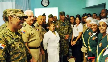 Asociación de Esposas de Oficiales del Ejército realiza operativo médico