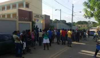 Padres protestan porque no tienen dónde inscribir a sus hijos