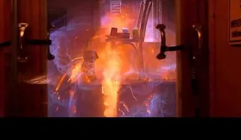 Sorprendentes imágenes en cámara lenta de una explosión en una cocina por una fuga de gas