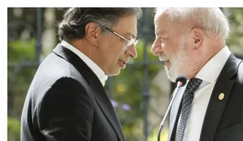 Petro promete transición pacífica de Gobierno en Colombia