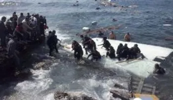 Un centenar de cadáveres recuperados tras el último naufragio frente a Libia