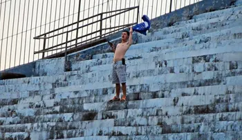 Pura pasión: viajó siete horas y fue el único aficionado de su equipo en la tribuna