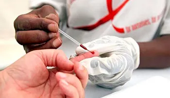  El príncipe Enrique, a favor de un test regular del SIDA