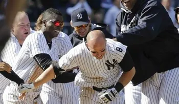 Jonrón de Brett Gardner en el noveno inning da triunfo a los Yanquis