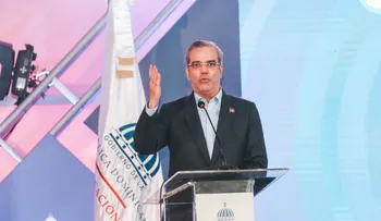 Presidente Abinader afirma que la educación es el único camino al éxito, las oportunidades y el empleo