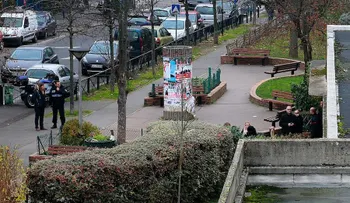 Un atacante que gritó su apoyo a ISIS apuñala a un profesor en Francia