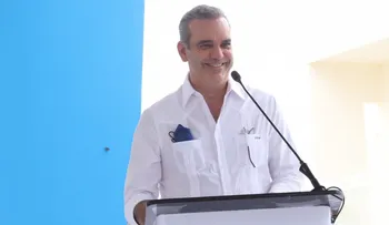 Presidente Abinader anuncia La Altagracia libre de toque de queda por cantidad de vacunados contra Covid-19