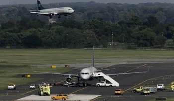 Pasajero ebrio obliga a avión a regresar en EEUU