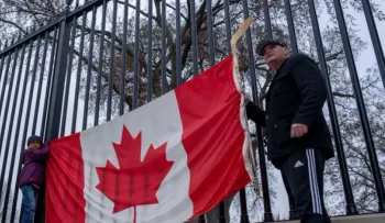EEUU eleva aranceles a productos canadienses hasta 50% en plena guerra comercial