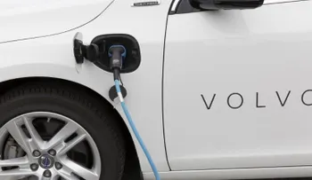 Volvo dice que los autos de gasolina serán historia a partir del 2019
