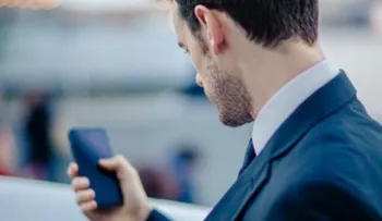 ¿Sientes que vibra tu celular y no es real?