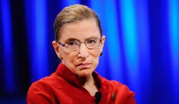 La jueza de EE.UU. Ruth Bader se arrepiente de haber llamado "farsante" a Trump
