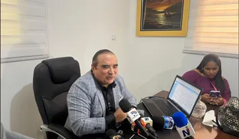 Víctor Pavón tilda de "chercha" rendición de Betty Gerónimo