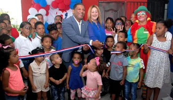 Fundación  "Puerto Rico Amor y Paz" conmemora segundo aniversario con la presencia de unos 500  niños