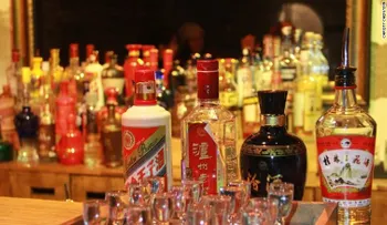 ¿Cómo tomar baijiu, el licor más poderoso del planeta?
