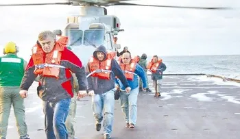 Aumenta a 10 número fallecidos en crucero griego 