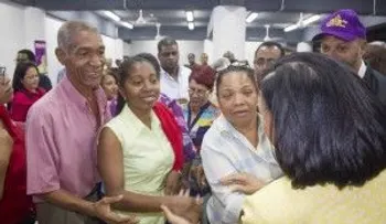 Miriam Cabral se compromete trabajar para aprobar ley del primer empleo