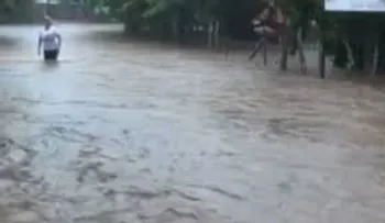 Lluvias muy fuertes por Matthew seguirán este martes; todo el país en alerta y más de 14 mil desplazados