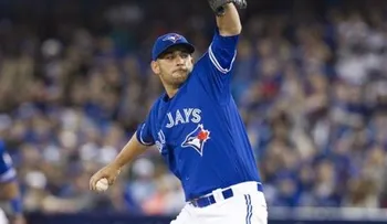 Estrada domina y Azulejos vencen 3-0 a Boston