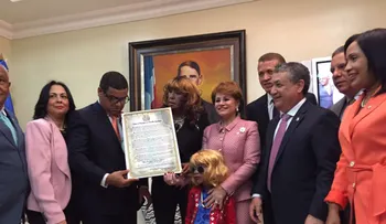 Fefita la Grande reconocida por la Cámara de Diputados 