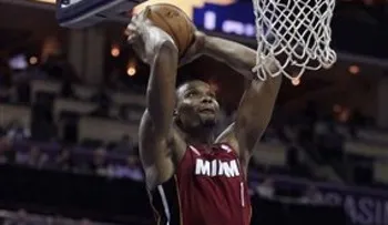 Chris Bosh vuelve a utilizar anticoagulantes