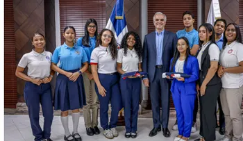 RD impulsa liderazgo estudiantil en Kenia y EE.UU