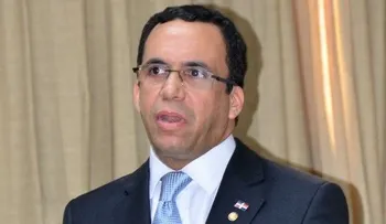 Andrés Navarro se reúne con canciller de Cuba