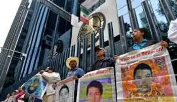 Tres años sin respuestas: México conmemora con dolor la desaparición de los 43 de Ayotzinapa