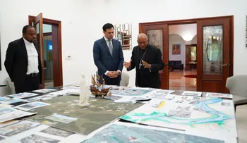 Salcedo conoce proyecto de rescate del Faro a Colón