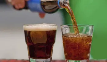 El peligro de tomar dos refrescos al día (incluso "light")