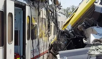 Se eleva a 20 muertos en accidente de tren en Italia; decenas de heridos (VIDEO)