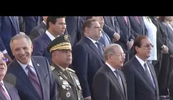 Danilo Medina encabeza acto homenaje a la Bandera Nacional