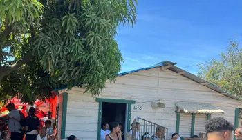 Sepultan en Navarrete a Josnely Álvarez, adolescente hallada en el río Yaque del Norte