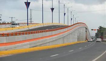 Presidente Medina inaugura hoy el elevado de Boca Chica