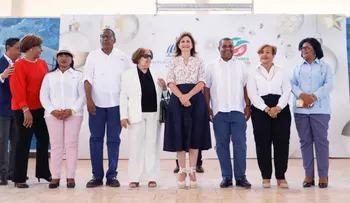 Vicepresidenta encabeza inicio programa "Navidad del Cambio" en Santo Domingo Este, San Pedro, San Cristóbal y Barahona