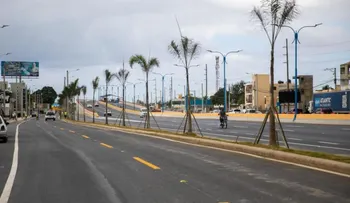 Presidente Luis Abinader inaugura elevado de Andrés, Boca Chica, con una inversión de 51 millones de dólares