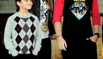 Hijo menor de Michael Jackson se cambia de nombre 