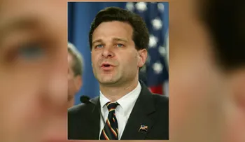 Designado director del FBI retiró de su biografía una referencia sobre investigación del gobierno ruso