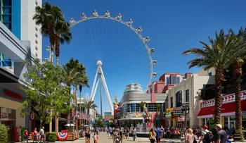 ¿Practicar yoga, casarte o tomar un coctel a una altura de 167 metros? Solo en Las Vegas