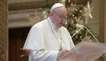 El papa reclama que la vacuna sea accesible a todos; pide poner fin al sufrimiento del pueblo venezolano