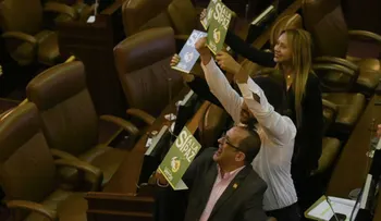Congreso aprueba reforma constitucional para blindar acuerdo de paz en La Habana