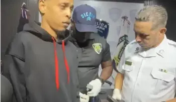 Se entrega a la Policía joven acusado de asalto a mano armada en Villa María