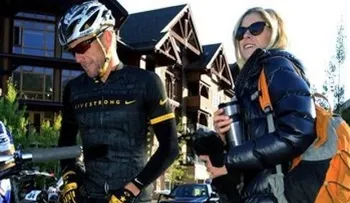 Lance Armstrong chocó autos y pidió a su novia culparse 