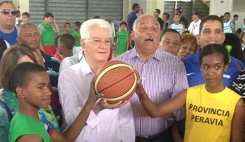 Realizan Festival minibaloncesto provincia Peravia