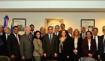 Canciller Navarro se reúne con embajadores dominicanos acreditados en Europa