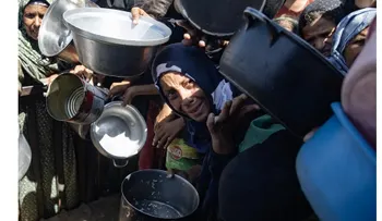 Israel mata a 71 personas en Gaza, 22 buscando comida