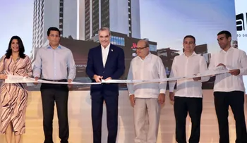 Ministro de Turismo anuncia presidente Abinader construirá el primer Centro de Convenciones de Santo Domingo