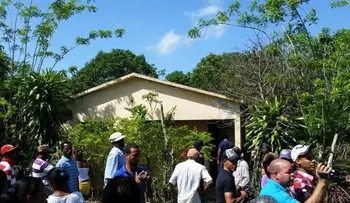 Asesinan anciano y prenden fuego a su casa 