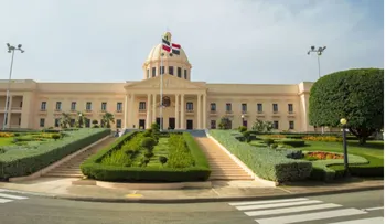 Luis Abinader crea comisión para Museo de la Gesta de Abril